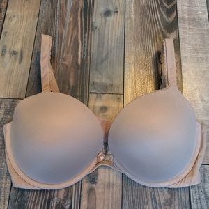 Victoria’s Secret Body By Victoria PushUp Bra 36DD